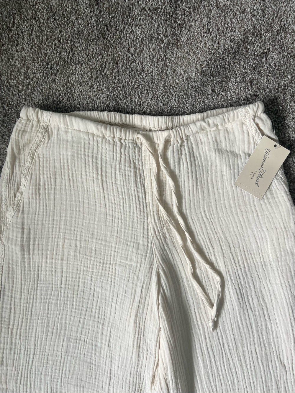 Universal Thread Cream Wide-Leg Drawstring Pants - Picture 4 of 8